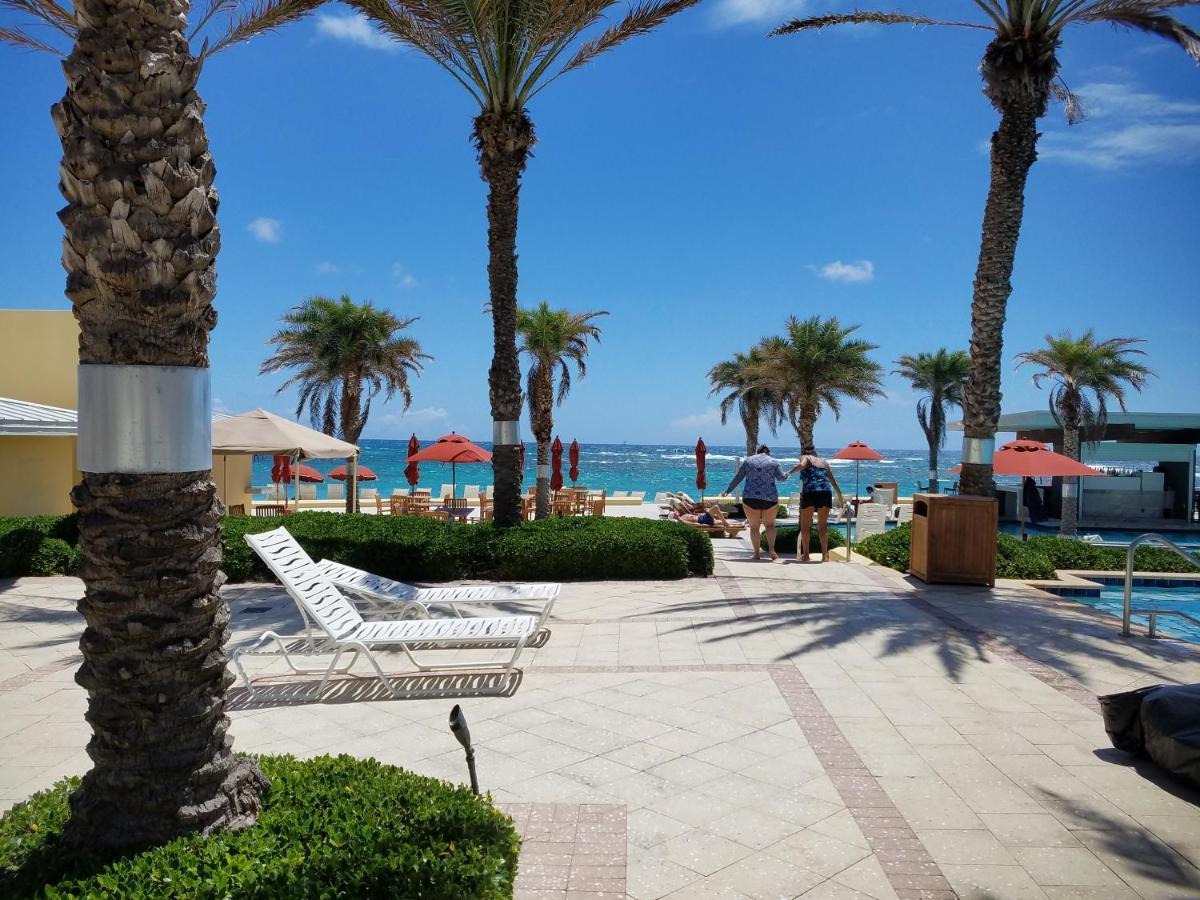 Dawn Beach Club Luxury Apartment Exterior photo