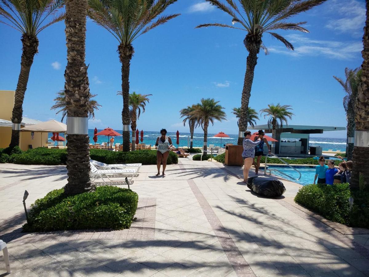 Dawn Beach Club Luxury Apartment Exterior photo